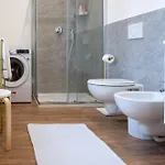 Lora Diamond Suite 3, Free Private Parking, Self Check In شقة *