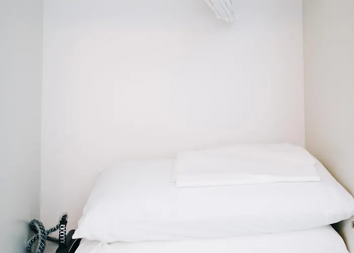아파트 Lora Diamond ,free Parking, Self Check In,3 코모