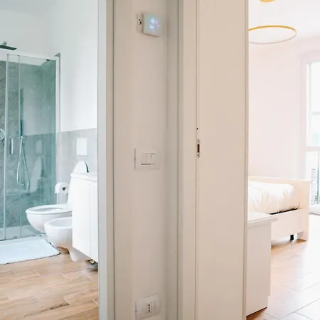Lora Diamond 3, Free Private Parking, Self Check In, Air Conditioner