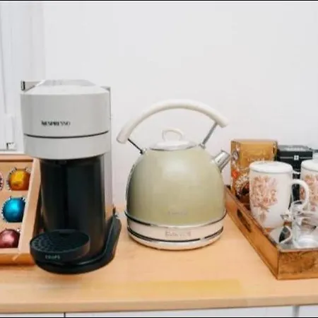 Lora Diamond ,free Parking, Self Check In,3 Côme