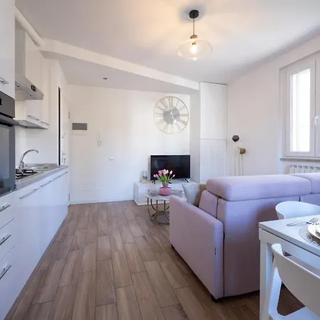 Apartamento Lora Diamond 3, Free Private Parking, Self Check In, Air Conditioner *