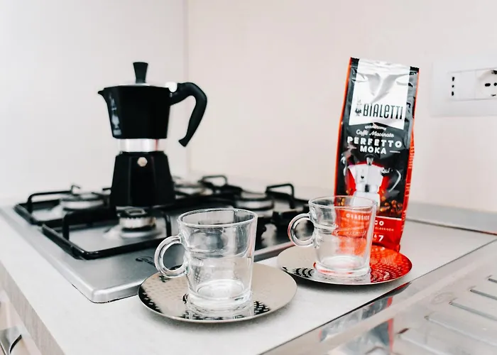 Lora Diamond ,free Parking, Self Check In,3 * Como