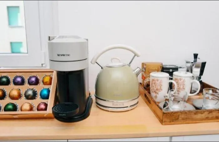 Lora Diamond ,free Parking, Self Check In,3 Como