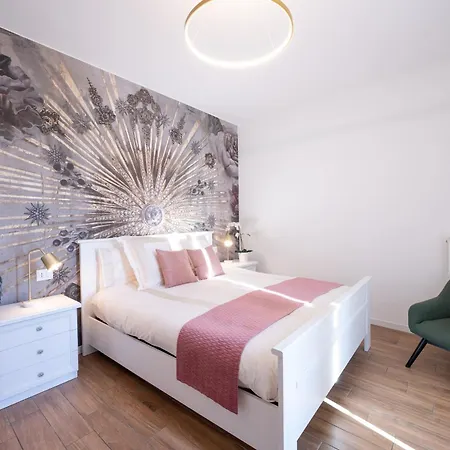 Lora Luxury 3, Free Private Parking, Self Check In