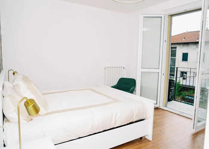 Lora Diamond ,free Parking, Self Check In,3 * 科莫